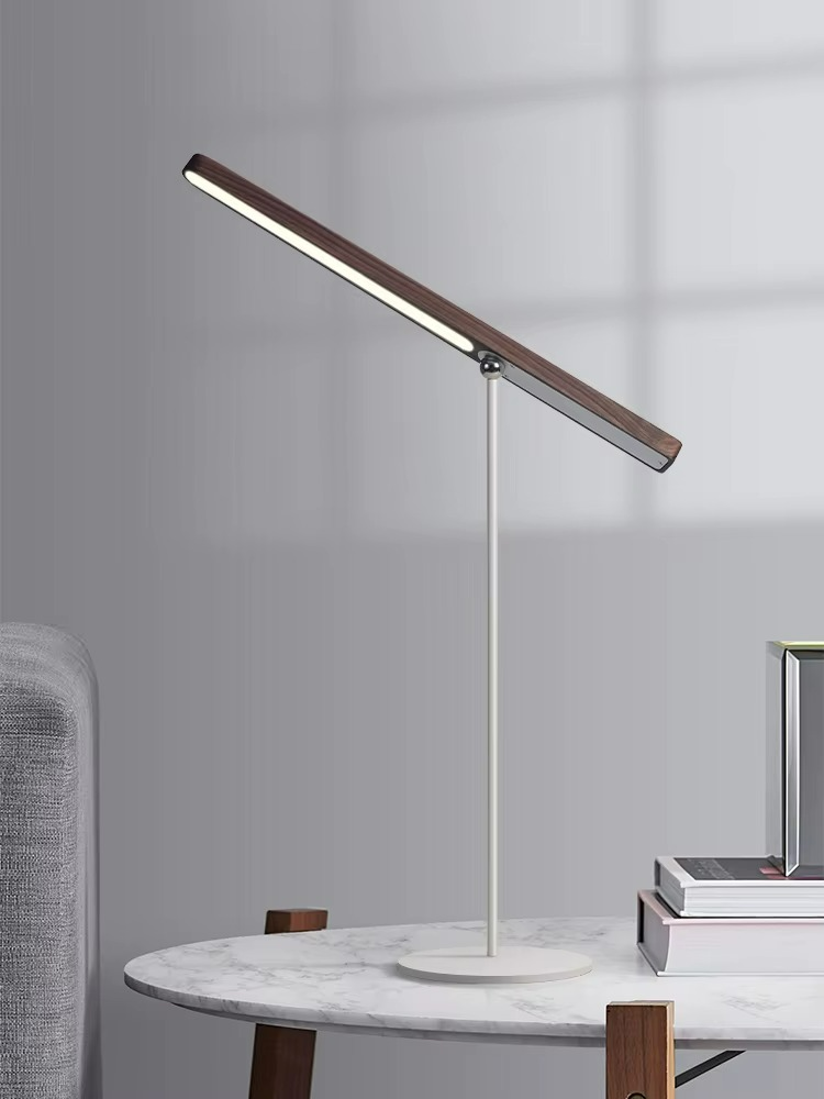 Eleganza Minimalista con Lampada Multifunzione in Legno