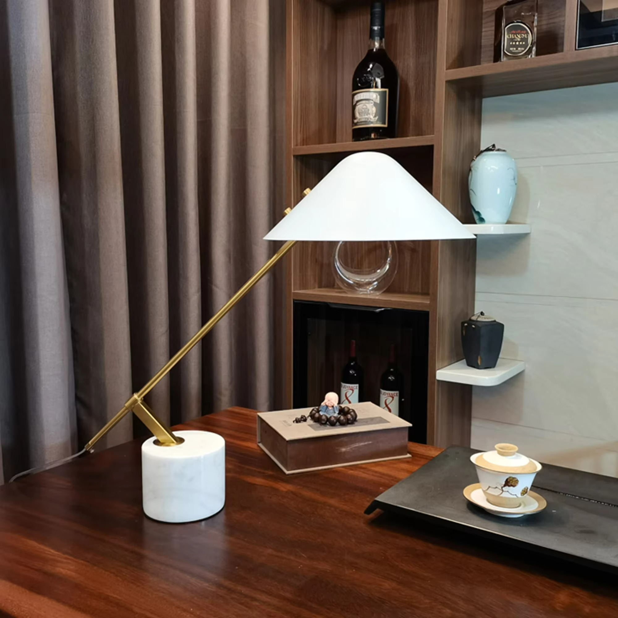 Lampada da Comodino Nordica - Modernità e Creatività per la Tua Camera