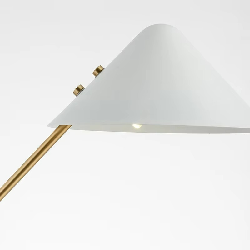Lampada da Comodino Nordica - Modernità e Creatività per la Tua Camera