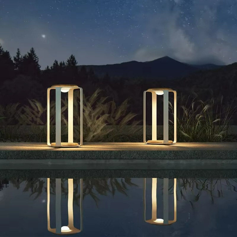 Luce Elegante Nordica - Lampada da Tavolo in Stile Scandinavo