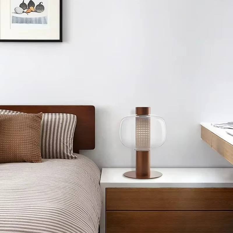 Lampada da Tavolo Bonbori: Design Italiano e Eleganza Moderna