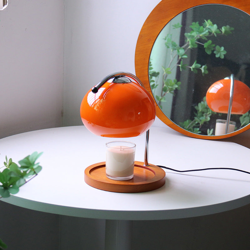 Eleganza Moderna con Lampada da Tavolo in Metallo e Vetro