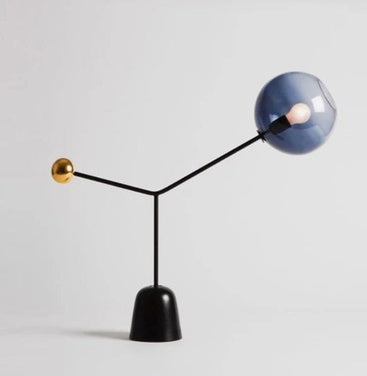 Lampada da Comodino Nordica - Modernità e Creatività per la Tua Camera