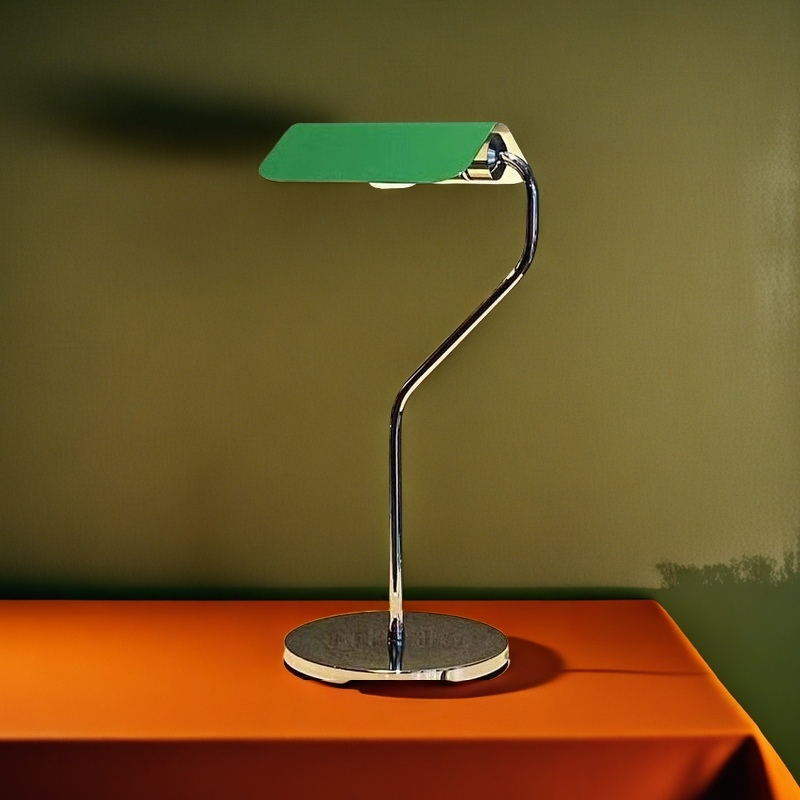 Lampada da Scrivania Moderna - Eleganza Minimalista per Camera e Studio