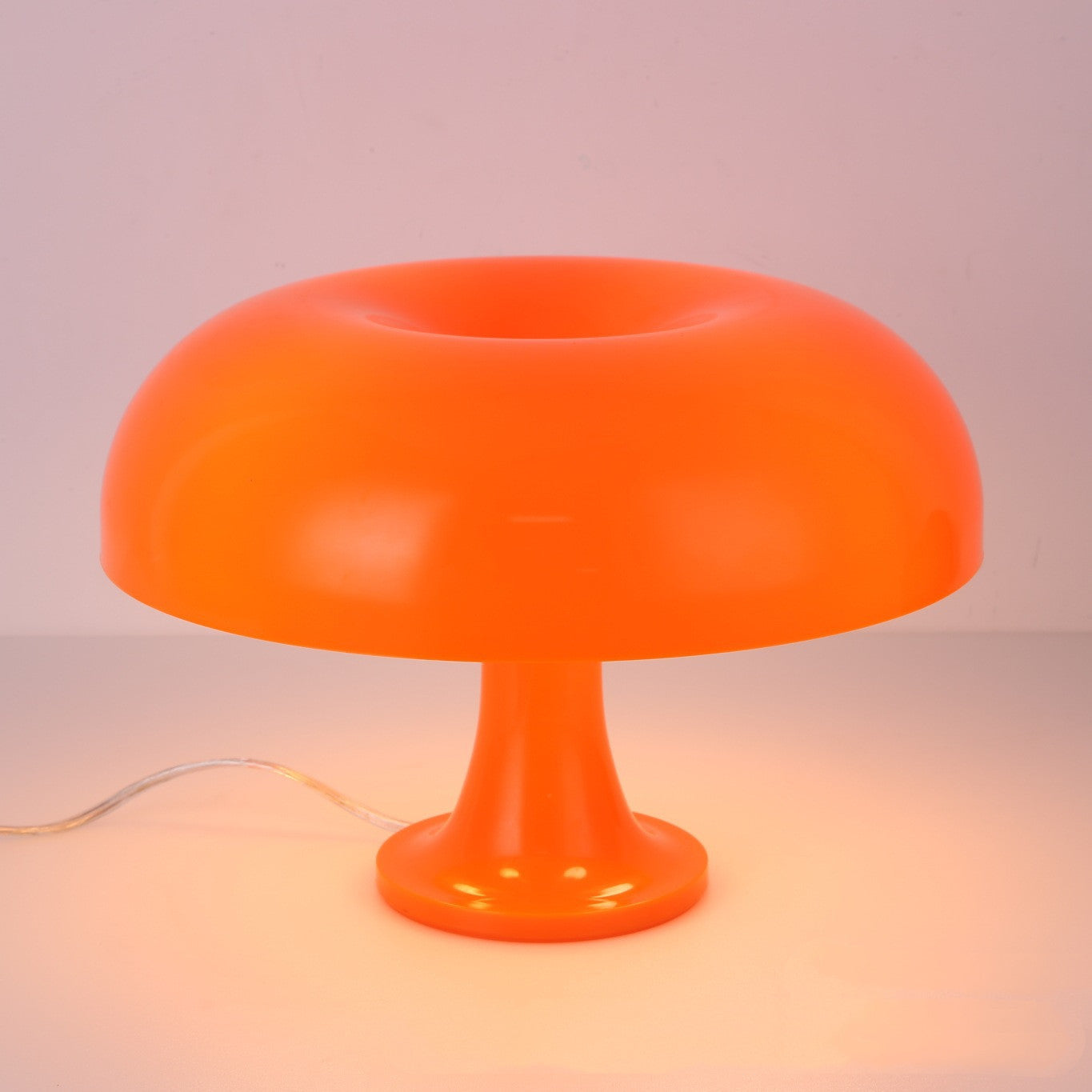Luce Elegante da Tavolo - Stile Moderno con Paralume in Tessuto