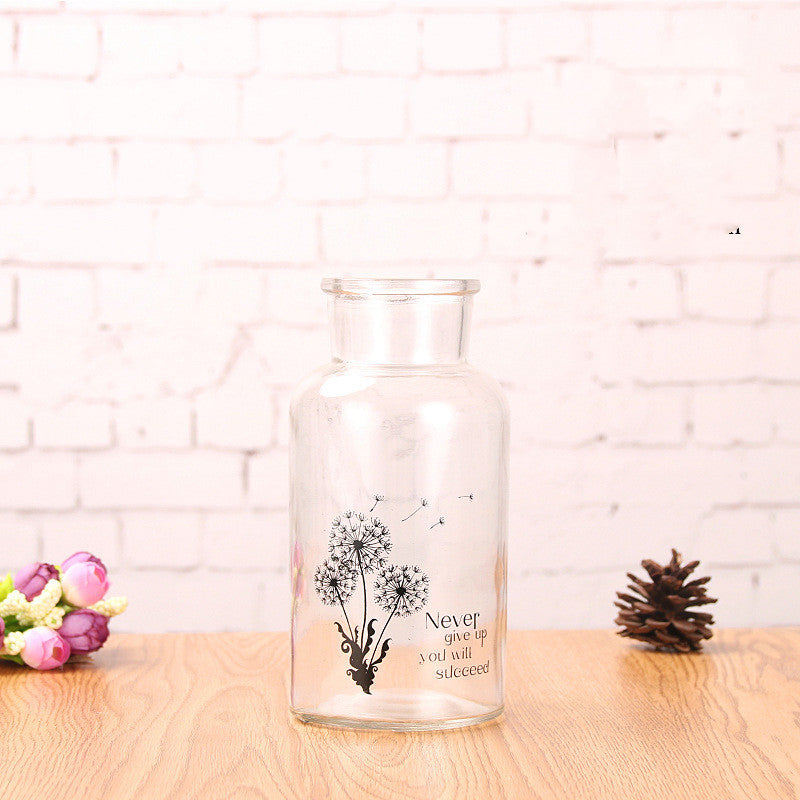 Eleganza Astratta con Vaso Decorativo in Vetro Marrone
