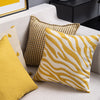 Cuscino Decorativo Geometrico Panama Yellow: Stile e Comfort in una Sola Soluzione