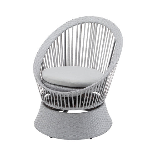 Eleganza e Comfort con Poltrona in Rattan Grigio