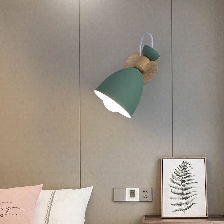 Illuminazione Elegante: La Lampada da Parete Perfetta per Ogni Ambiente