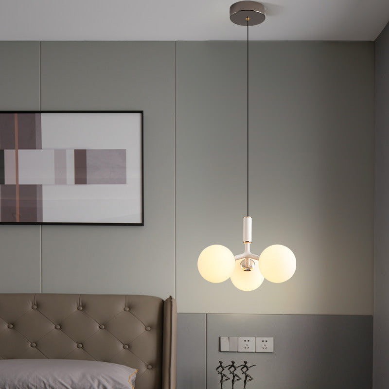 Luce Elegante Nordica - Lampada da Comodino in Stile Scandinavo