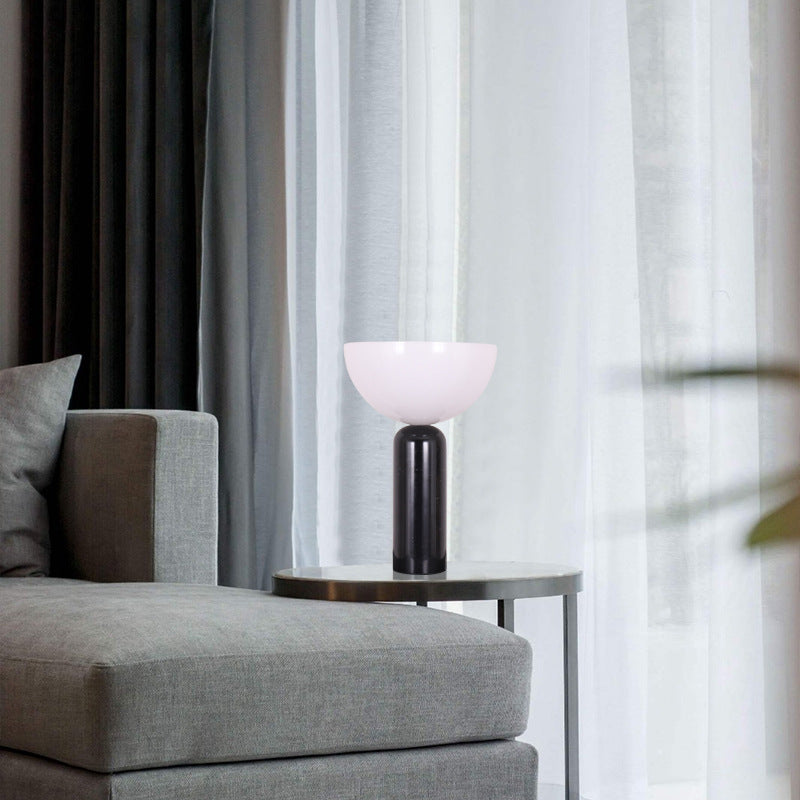 Lampada da Tavolo Creativa - Illuminazione Moderna per la Tua Casa