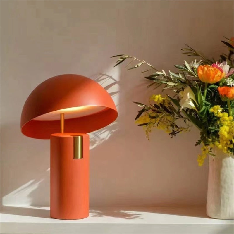 Lampada a Fungo Nordica - Design Moderno per Ambienti Eleganti