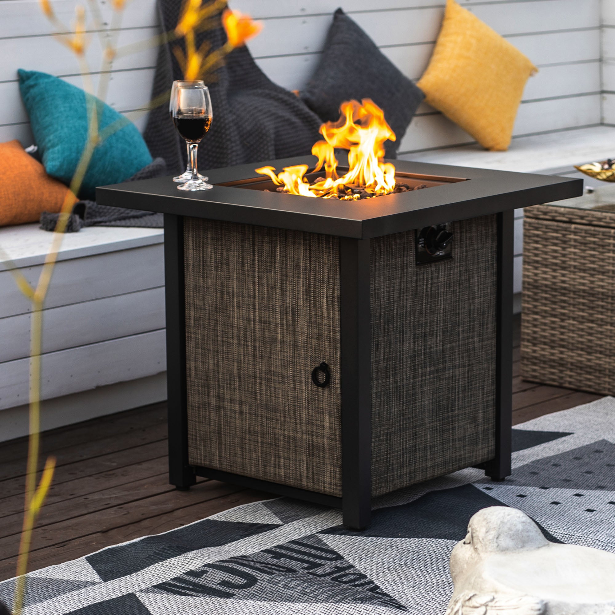 Tabletop Flames: Tavolo Quadrato da 40000BTU con Lato in Textilene e Accenti in Acciaio