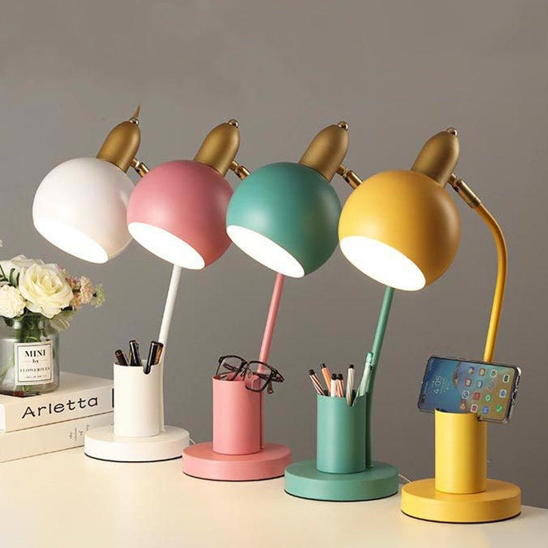 Lampada da Tavolo Creativa con Portapenne Nordic: Stile e Funzionalità