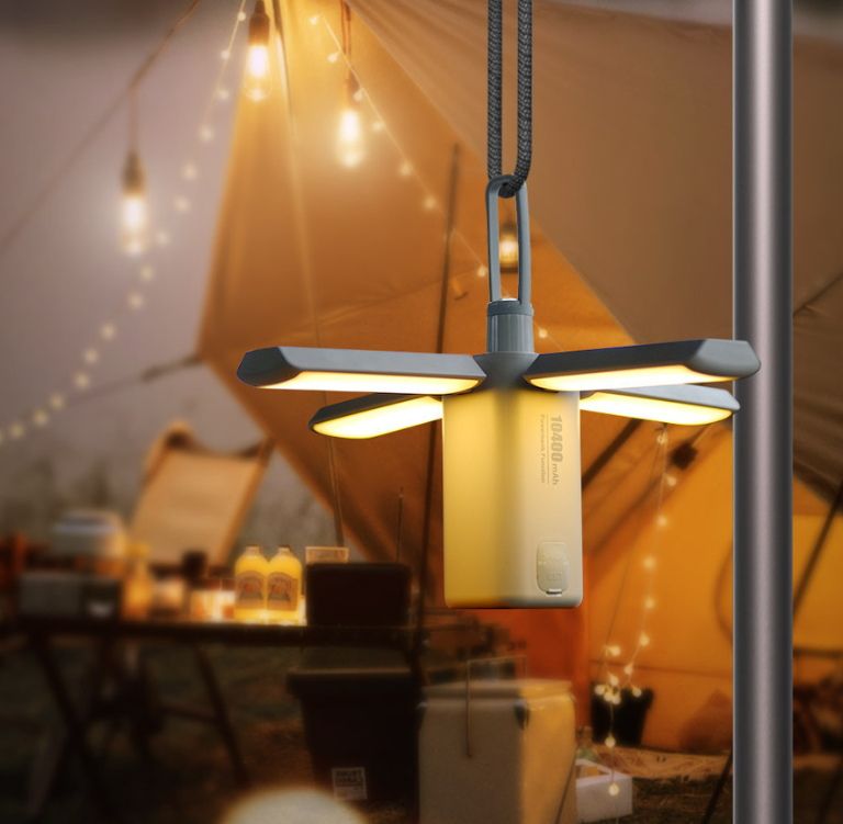 Illuminazione Versatile per Avventure Outdoor