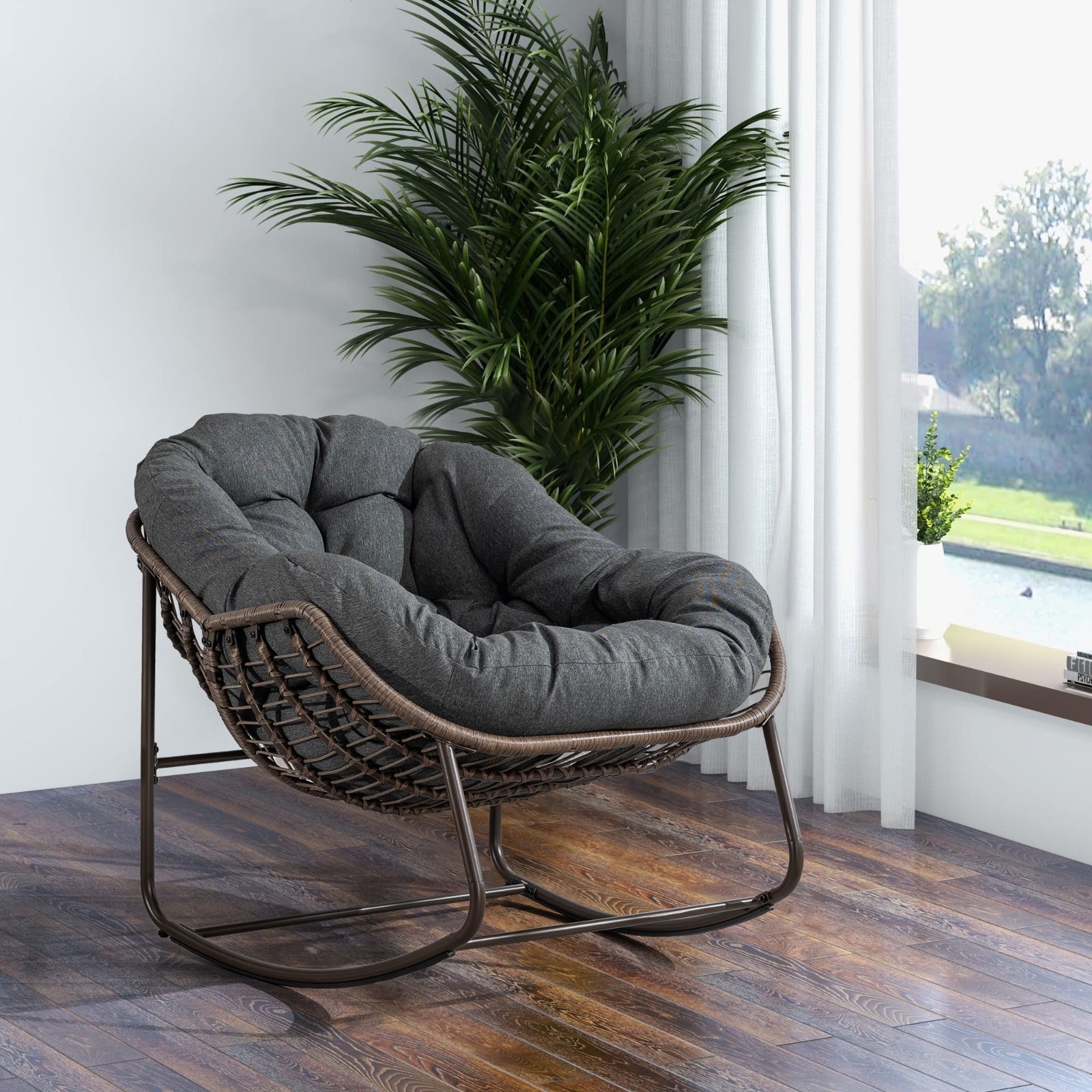 Sedia a Dondolo in Rattan con Cuscino - Comfort Naturale per Interni ed Esterni
