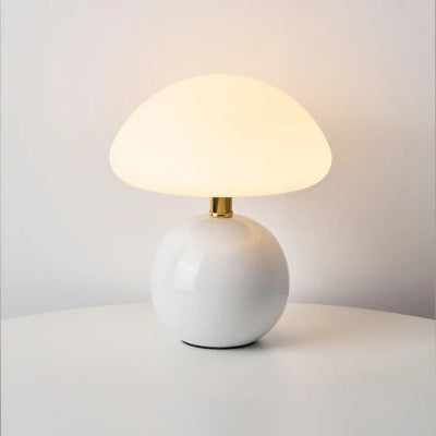 Lampada da Tavolo a Fungo - Stile Moderno e Calore Accogliente