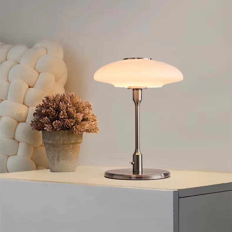 Lampada Bauhaus Danish Luce che parla di eleganza senza tempo