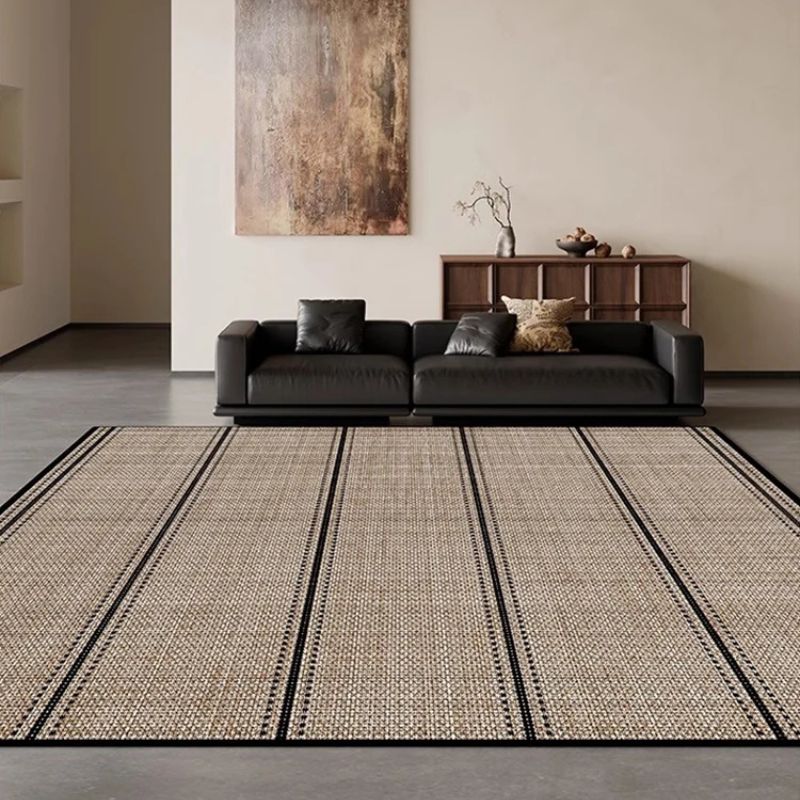 Tappeto Scozzese Artistico Beige e Nero - Eleganza e Comfort per Ogni Ambiente