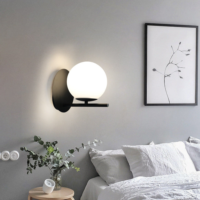 Lampada da Parete Nordic Aisle - Elegante Illuminazione in Vetro e Rame