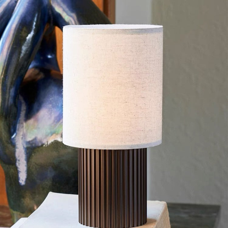 Lampada da Tavolo Ricaricabile Nordica - Atmosfera ed Eleganza Portatile