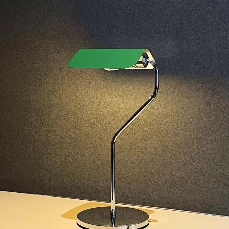 Lampada da Scrivania Moderna - Eleganza Minimalista per Camera e Studio