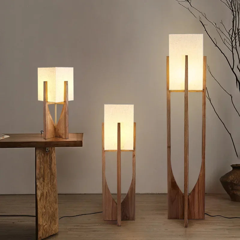 Lampada da Terra Fairbanks in Legno Vintage – Design Timeless per la Tua Casa