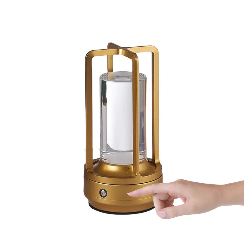 Lampada da Tavolo LED Senza Fili: Design Industriale e Versatilità