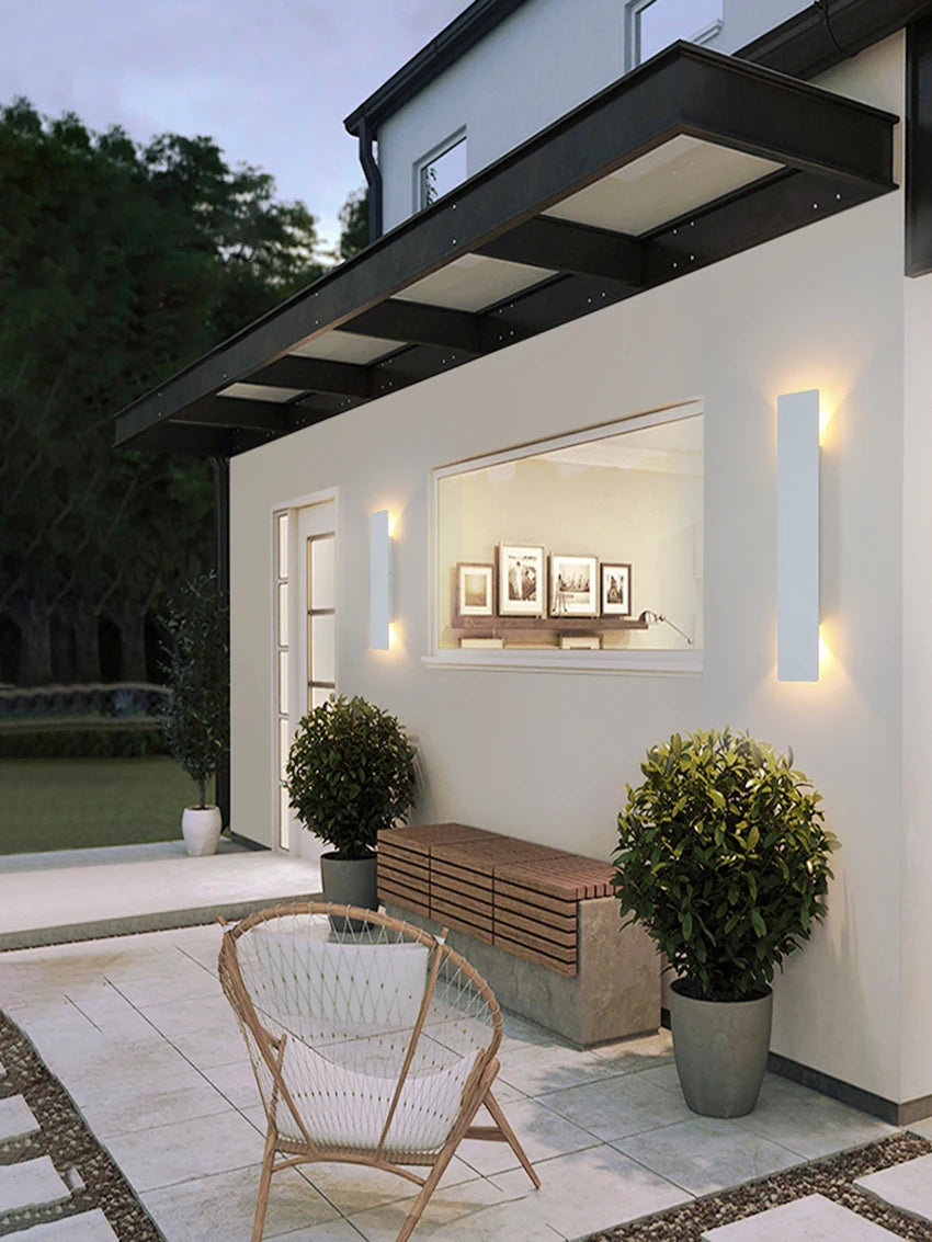 Lampada da Parete LED Impermeabile - Eleganza e Funzionalità per Interni ed Esterni