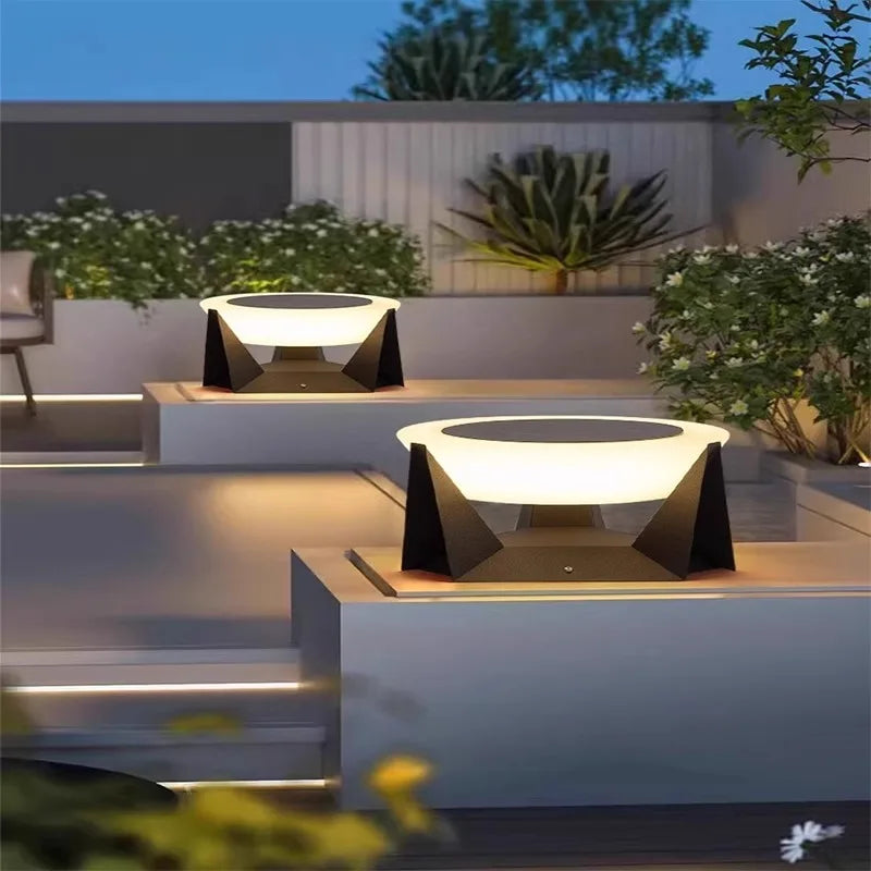 Luci da Giardino Solari a Colonna – Design Moderno e Funzionalità Avanzata