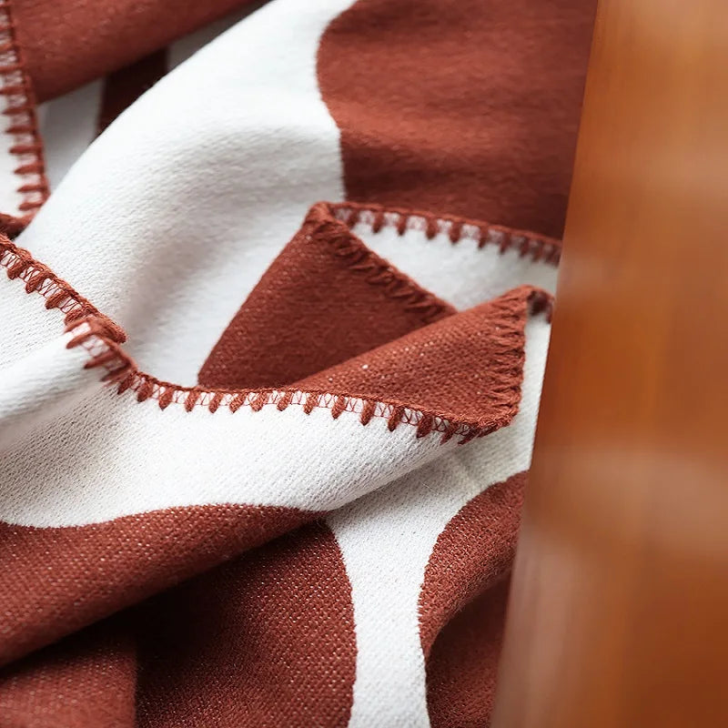 Coperta da Tiro in Acrilico - Calore e Comfort per Ogni Stanza