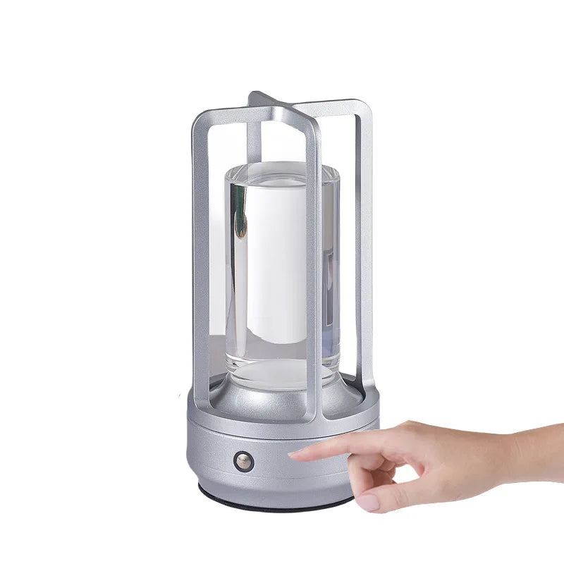 Lampada da Tavolo LED Senza Fili: Design Industriale e Versatilità