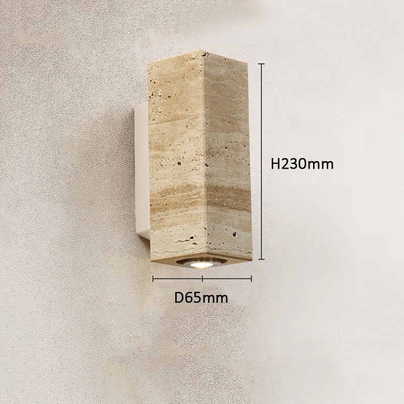 Applique da Parete Wabi-Sabi in Travertino Giallo – Design Scandinavo e Atmosfera Accogliente
