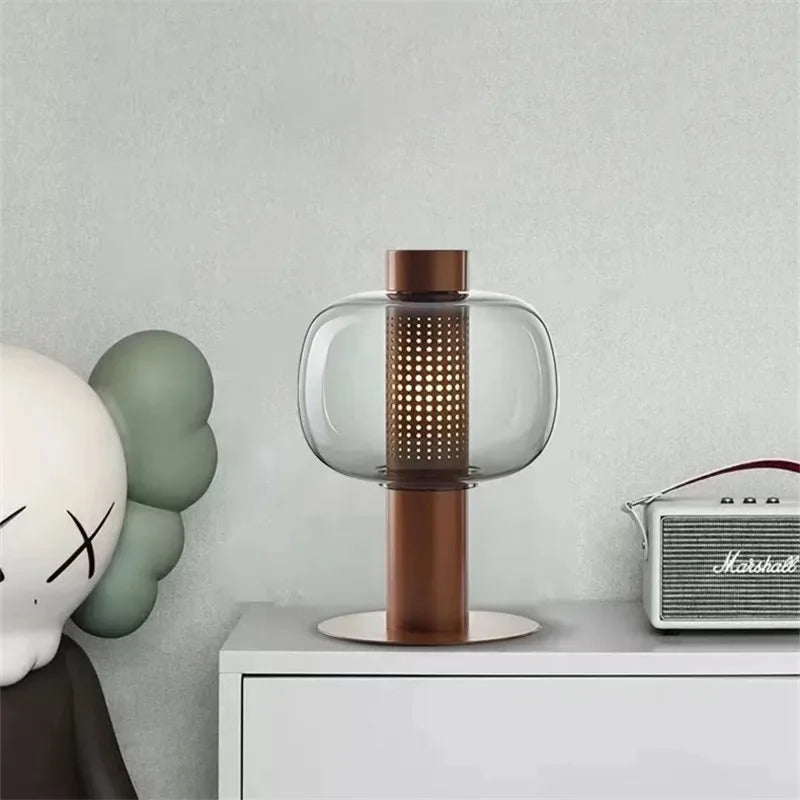 Lampada da Tavolo Bonbori Brokis - Design Retro in Vetro per un'Illuminazione Elegante e Funzionale