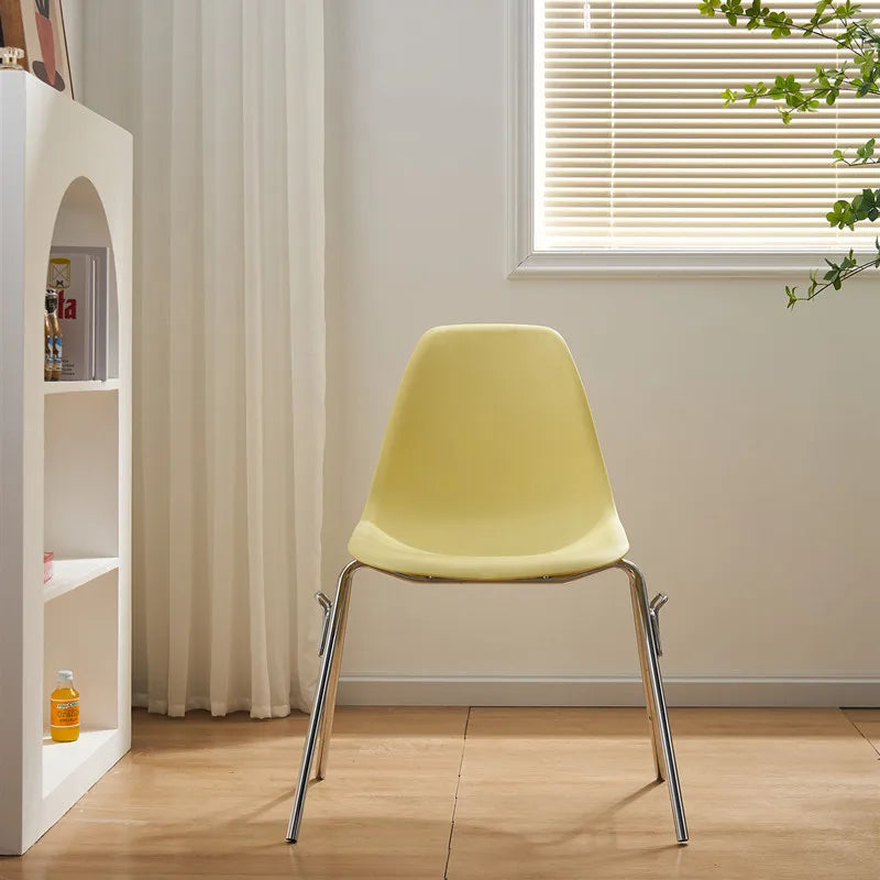 Sedia Designer in Stile Antico Nordico - Eleganza e Funzionalità per la Tua Sala da Pranzo o Studio