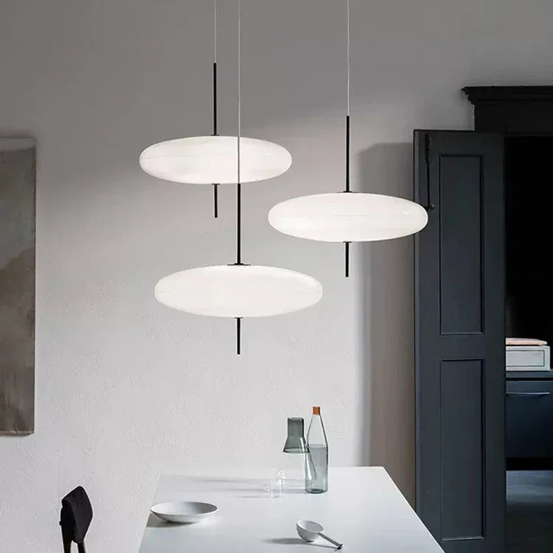 Lampadario Nordico Rotondo - Eleganza Moderna per Ogni Ambiente