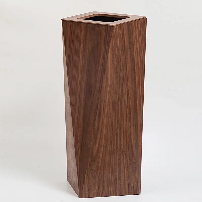 Pattumiera in Legno Nordic Light - Stile e Funzionalità per Ogni Ambiente