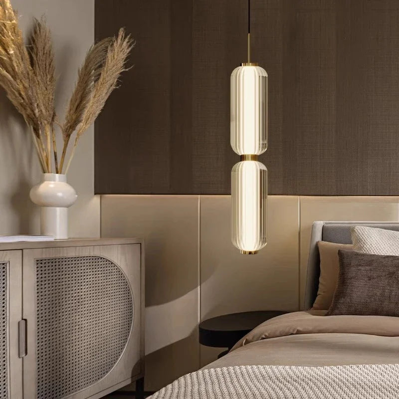 Lampada a Sospensione Lunga in Vetro - Eleganza e Raffinatezza per Ogni Ambiente