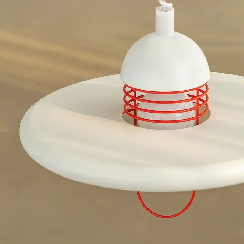 Lampada a Sospensione Nordica Minimalista - Stile e Funzionalità per Ogni Tavolo