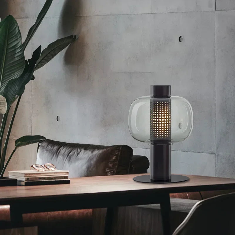 Lampada da Tavolo Bonbori: Design Italiano e Eleganza Moderna
