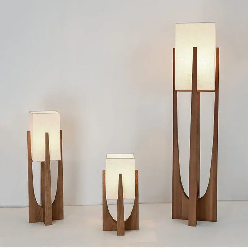 Lampada da Terra Fairbanks in Legno Vintage – Design Timeless per la Tua Casa