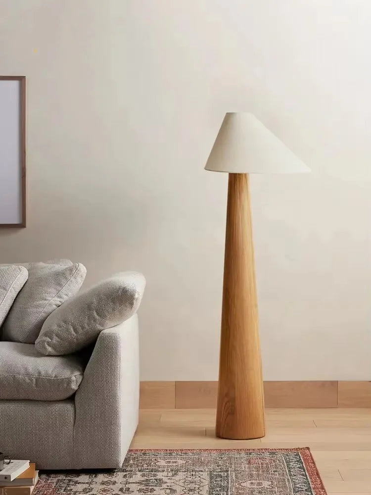 Eleganza Naturale con Lampada da Terra Wabi Sabi