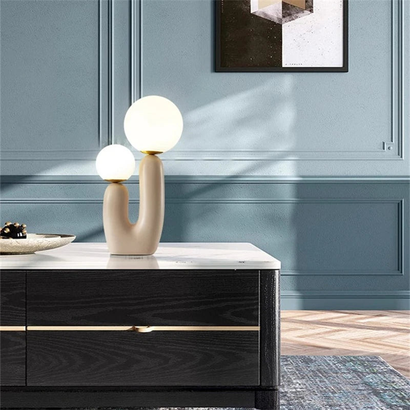 Lampada da Tavolo Creativa Nordica - Eleganza Moderna per Camere e Soggiorni