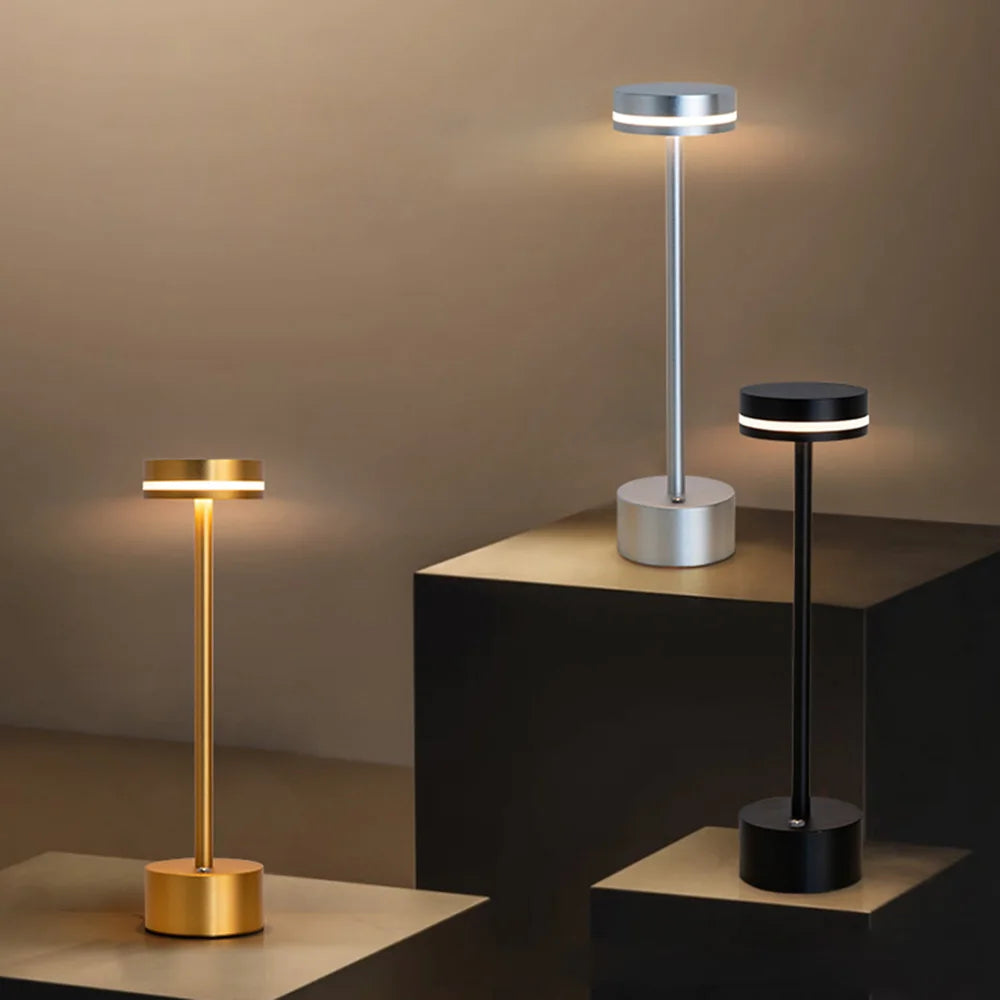 Lampada da Tavolo LED Senza Fili - Eleganza e Controllo Touch per Casa e Ufficio