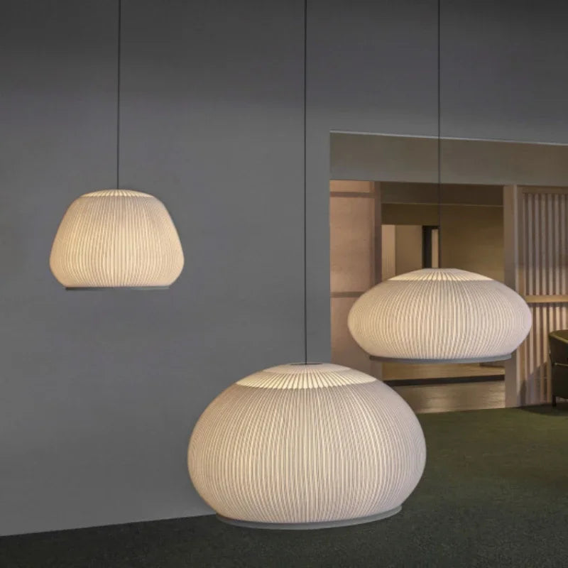 Lampada da Tavolo Bozzolo - Eleganza e Raffinatezza per Ogni Ambiente