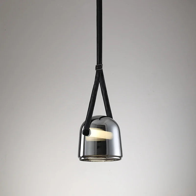 Lampada a Sospensione in Pelle e Vetro – Design Post-Moderno e Stile Art Decò