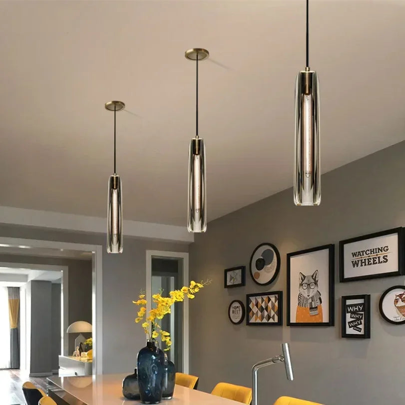 Lampada a Sospensione Postmoderna in Cristallo - Eleganza e Raffinatezza per Ogni Ambiente