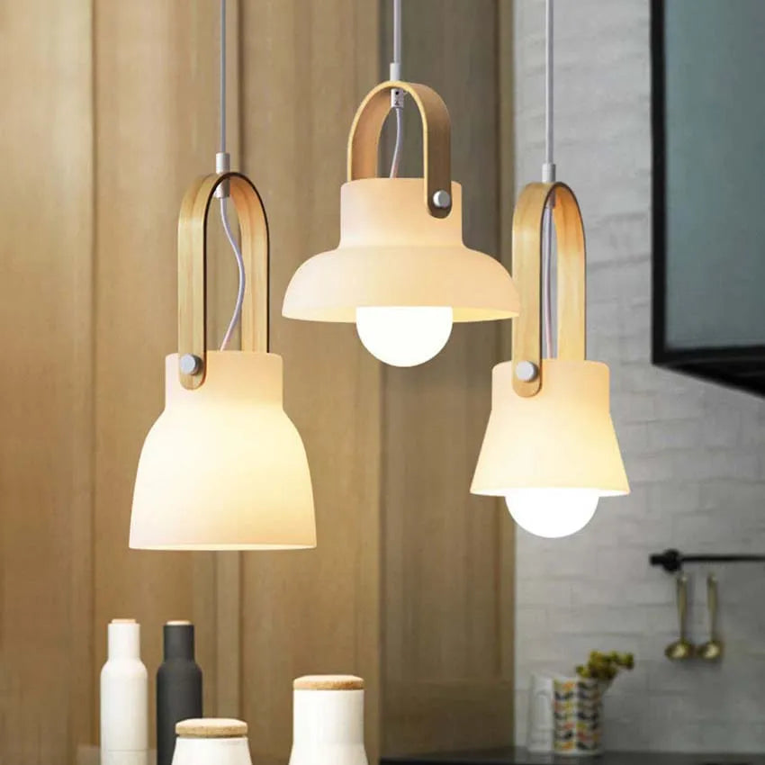 Eleganza Contemporanea con Lampada a Sospensione Creativa