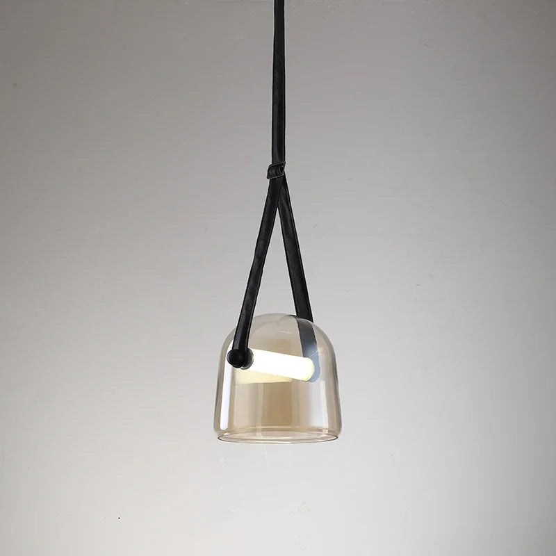 Lampada a Sospensione in Pelle e Vetro – Design Post-Moderno e Stile Art Decò