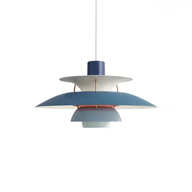 Eleganza Colorata con Lampade a Sospensione di Design Danese